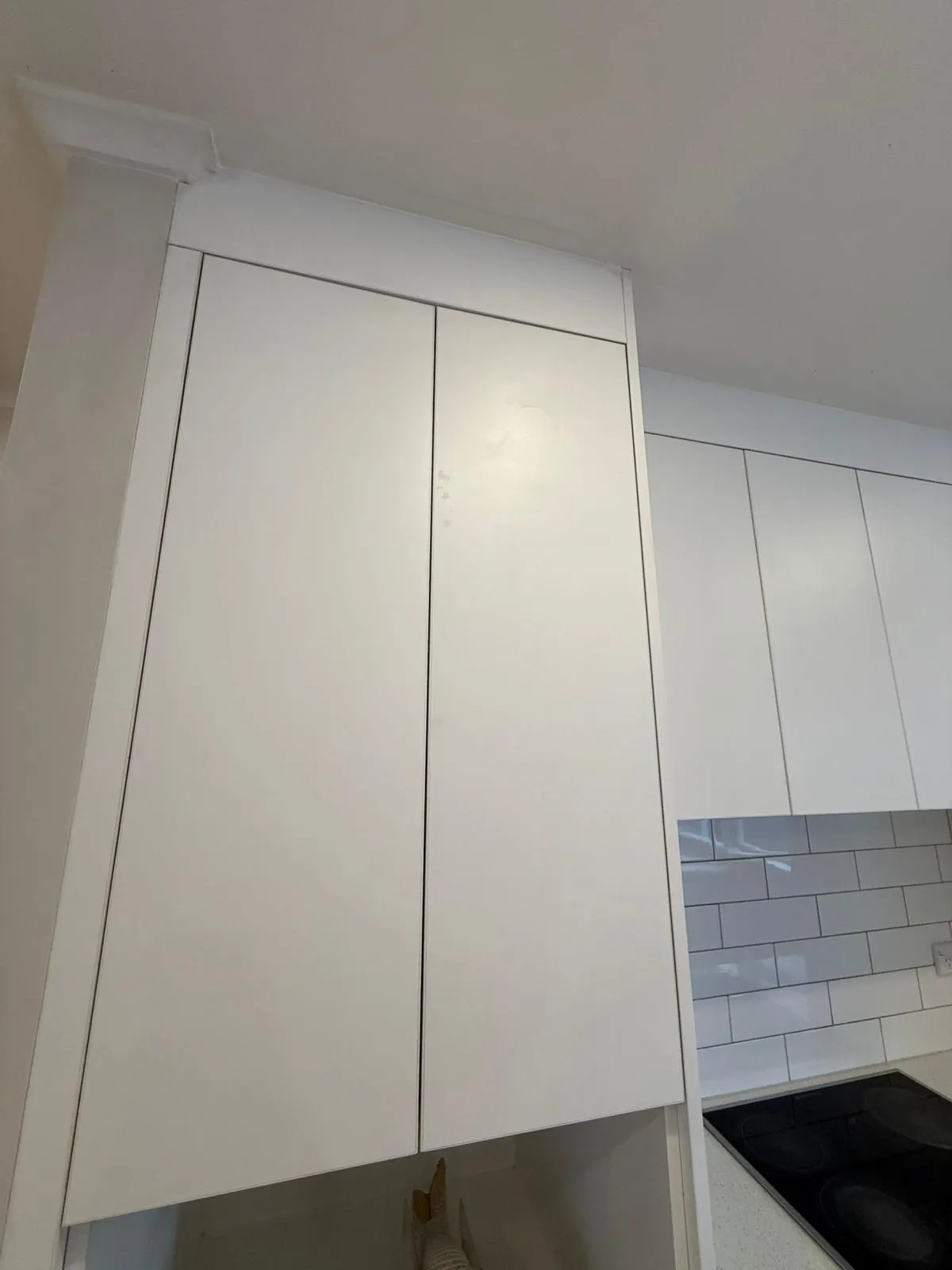 Kitchen cabinet cleaning Auckland — cabinet shelves spotless after cleaning